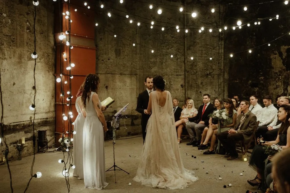 Couple saying their vows at Brunel Museum